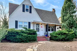 410 Cleveland St, Pueblo, CO 81004 - Photo 1