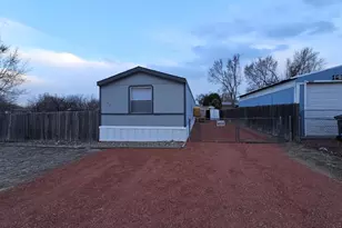 172 E Countryside Dr, Pueblo West, CO 81007 - Photo 1