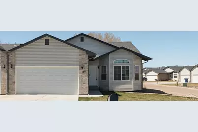 189 S Crescent Circle, Pueblo West, CO 81007 - Photo 1