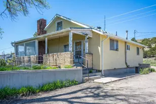 612 Pennsylvania Ave, Walsenburg, CO 81089 - Photo 1