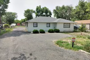 1143 25th Ln, Pueblo, CO 81006 - Photo 1