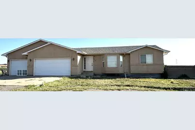 1015 W Broken Bow Dr, Pueblo West, CO 81007 - Photo 1