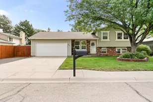 24 Archway Ln, Pueblo, CO 81005 - Photo 1