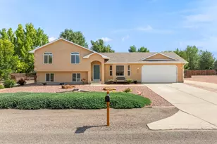 451 W Gateway Dr, Pueblo West, CO 81007 - Photo 1