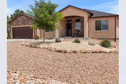 562 S Ferncliff Dr, Pueblo West, CO 81007 - Photo 1