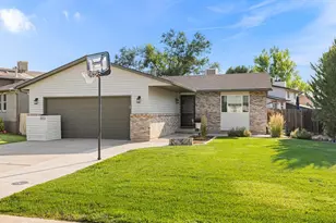 2122 Chautard Dr, Pueblo, CO 81005 - Photo 1