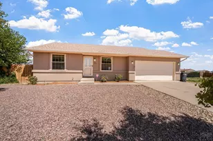 863 E Saunders Dr W, Pueblo West, CO 81007 - Photo 1