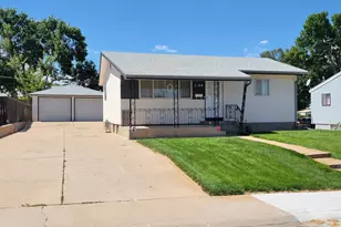 2109 Elmwood Ln, Pueblo, CO 81005 - Photo 1