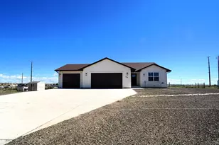 1392 N Moonbeam Dr, Pueblo West, CO 81007 - Photo 1