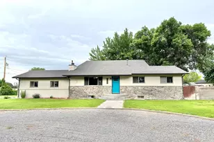 1345 Terry Cir, Pueblo, CO 81006 - Photo 1