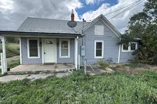 728 W Adams St, Trinidad, CO 81082 - Photo 1