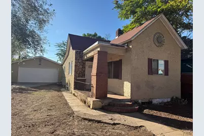 1027 E Abriendo Ave, Pueblo, CO 81004 - Photo 1