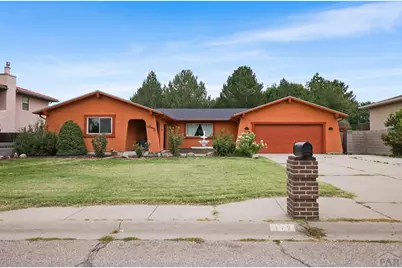 172 Encino Dr, Pueblo, CO 81005 - Photo 1