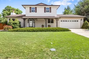 8 Mendecino Dr, Pueblo, CO 81005 - Photo 1