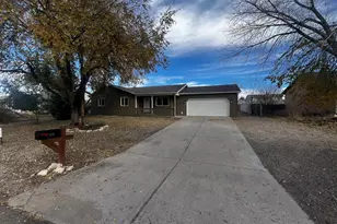 826 S Kline Dr, Pueblo West, CO 81007 - Photo 1