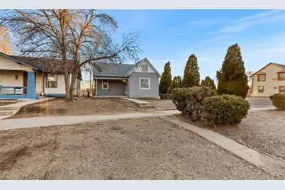 824 W 11th St, Pueblo, CO 81003 - Photo 1