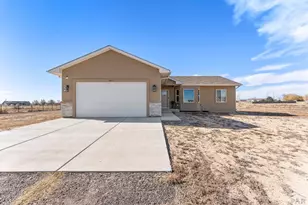 567 N Verbena Dr, Pueblo West, CO 81007 - Photo 1
