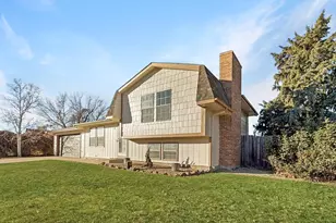 1 Crestaloma Dr, Pueblo, CO 81005 - Photo 1