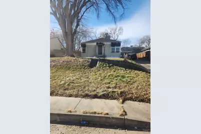 524 W Grant Ave, Pueblo, CO 81004 - Photo 1
