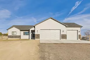 468 S Arriba Dr, Pueblo West, CO 81007 - Photo 1