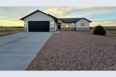 1259 N Blazing Trail Dr, Pueblo West, CO 81007 - Photo 1