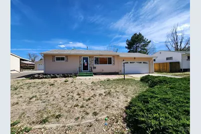 48 Caledonia Rd, Pueblo, CO 81001 - Photo 1