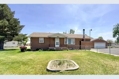 2202 Harvey Place, Pueblo, CO 81006 - Photo 1