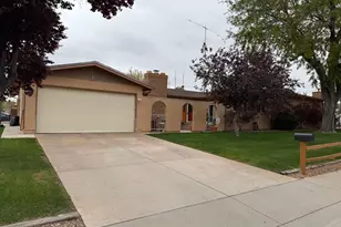 134 La Rochelle Dr, Pueblo, CO 81005 - Photo 1