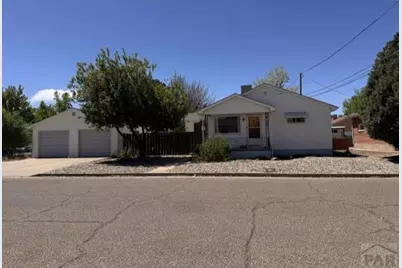 10 Wheatridge Dr, Pueblo, CO 81005 - Photo 1