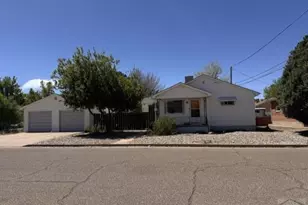 10 Wheatridge Dr, Pueblo, CO 81005 - Photo 1