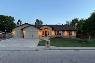 200 Bridle Trail, Pueblo, CO 81005 - Photo 1