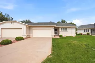 40 Regency Blvd, Pueblo, CO 81005 - Photo 1
