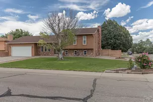 1309 Kingsroyal Blvd, Pueblo, CO 81005 - Photo 1