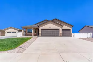 2037 Kingbird Ct, Pueblo, CO 81008 - Photo 1