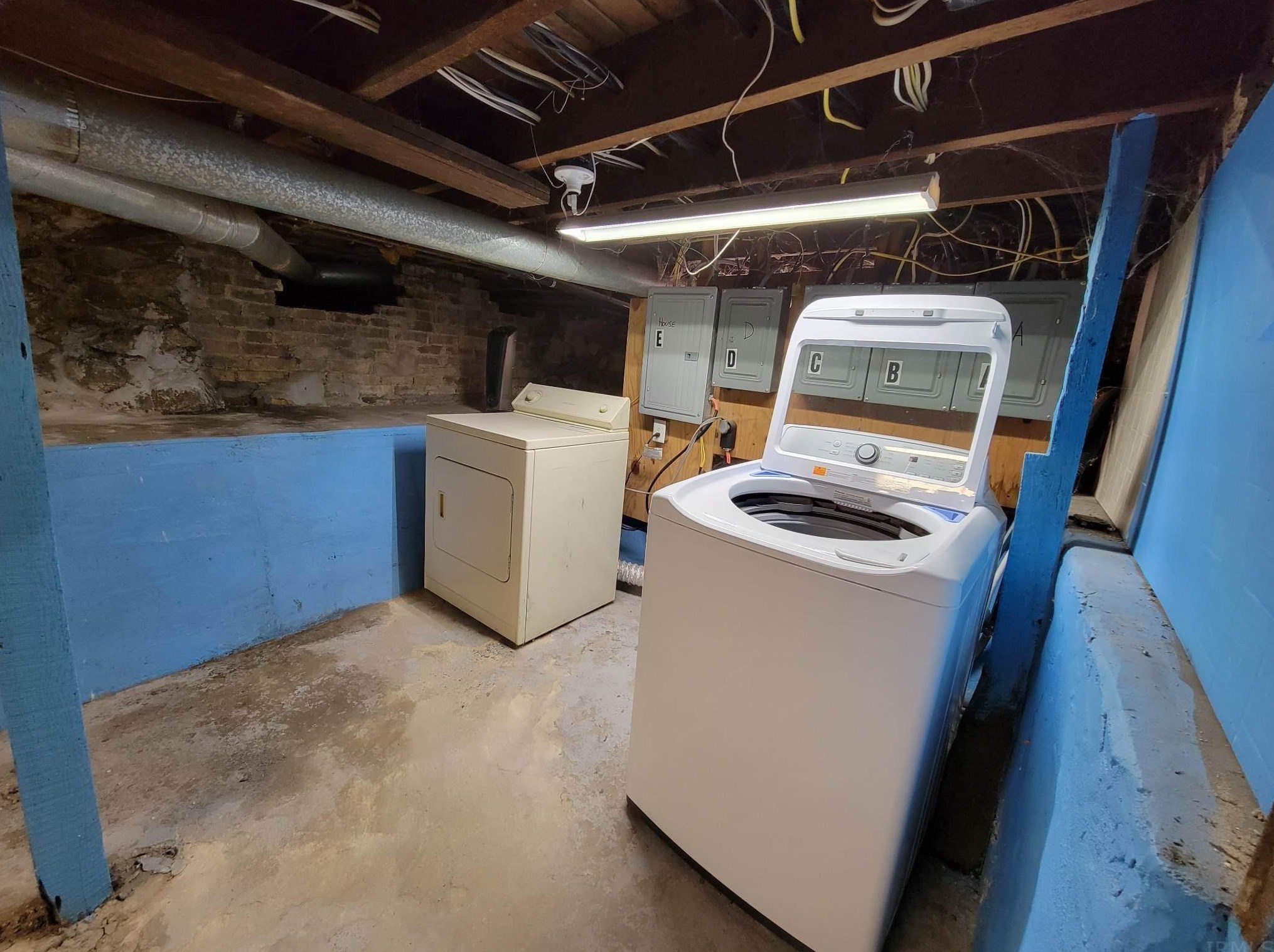 901 W Beardsley Ave #c, Elkhart, IN 46514