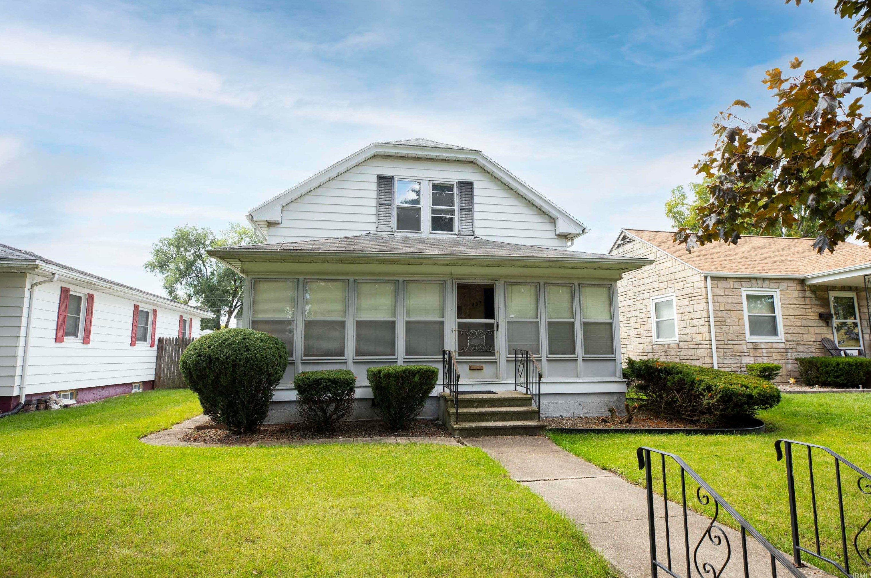 437 S Edison Ave, South Bend, IN 46619