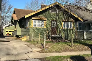 1109 Cleveland Ave, South Bend, IN 46628 - Photo 1