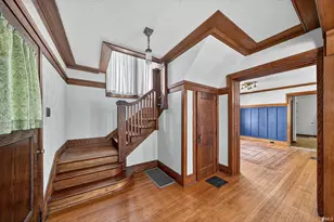 1040 Woodward Ave, South Bend, IN 46616 - Photo 2