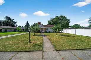 1522 Rockne Dr, South Bend, IN 46617 - Photo 1