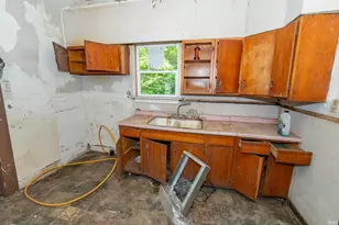 529 Euclid Ave, South Bend, IN 46628 - Photo 10