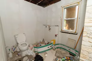 529 Euclid Ave, South Bend, IN 46628 - Photo 12