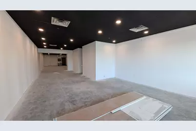 912 Erskine Plaza, South Bend, IN 46614 - Photo 2