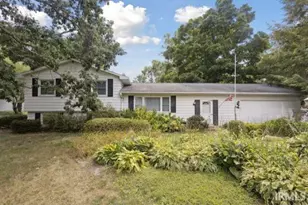 18268 Clairmont Dr, South Bend, IN 46637 - Photo 1