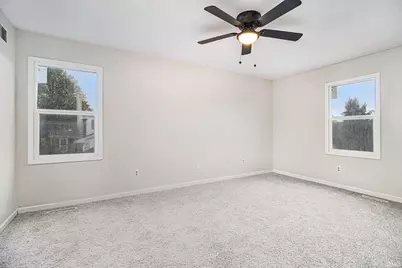 519 E Johnson Road, South Bend, IN 46614 - Photo 14