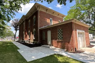 732 W Michigan St, New Carlisle, IN 46552 - Photo 10