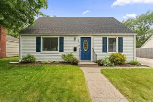 2527 Woodmont Dr, South Bend, IN 46614 - Photo 1