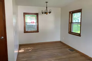 413 E Albert St, Argos, IN 46501 - Photo 6