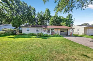 601 W Superior St, Osceola, IN 46561 - Photo 1