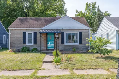 217 E Edgar Avenue, Mishawaka, IN 46545 - Photo 1