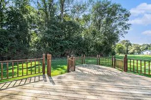 26366 Hummingbird Rd, South Bend, IN 46619 - Photo 20